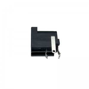 DC-005E 3.5mm DIP right angle audio jack