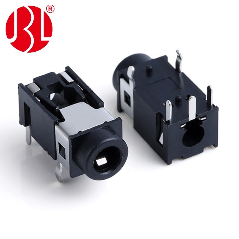 PJ-322 3,5 mm-es audio aljzat 5 tűs derékszögű DIP típus